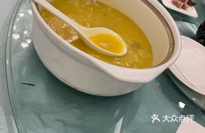 Hong Kong Style Golden Soup with Abalone, Sea Cucumber, Shark Fin and Fish Maw
