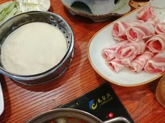 -龙聚德北京烤鸭(沙坪坝华宇A馆店)