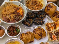 -李与白包子铺(桐梓林店)