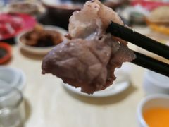 -洞庭洲·防空洞火锅·烧烤·铜锅涮肉(新百广场店)