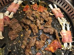 -赞酱川式烤肉(蜀都万达店)