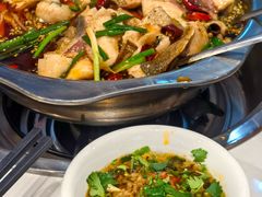 -乡土特色.冷锅鱼.牦牛肉汤锅