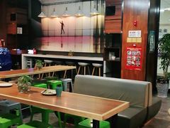 -艾豪森酒店(西安大雁塔大唐不夜城店)