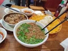 -郑家包子牛肉拉面(尚勤路店)