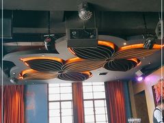 -YUE·6·西式融合餐厅(外滩六号店)