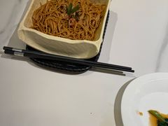 -荟廷·晶萃(陆家嘴尚悦湾店)