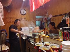 -老龙亭拉面店