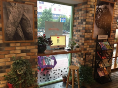 -乐兹薇尔高端烘焙店(海宁西田城店)