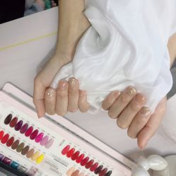 -爱纶美·美甲美睫半永久