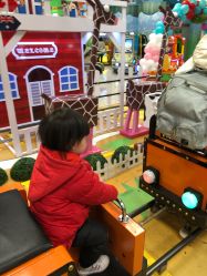 -莫莉幻想儿童乐园(武汉保利广场店)