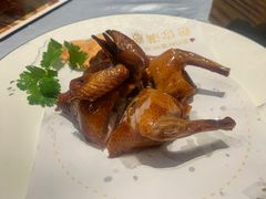 鸳鸯乳鸽-邑家人·山水四合院