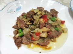 腌菜炒牛肉-阮氏酒家(柯桥店)