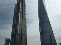 -陆家嘴空中步行连廊