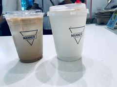 燕麦桂花拿铁-Manner Coffee(大宁国际商业广场店)