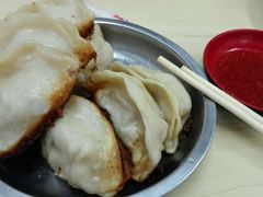 -黄阿姨锅贴大王(万航渡路店)