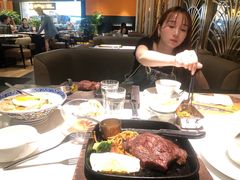 加拿大冠军牛排-半秋山西餐厅(巴南万达广场店)