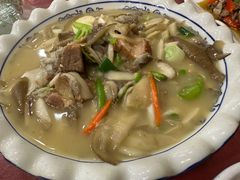 -邱二餐馆