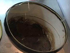 牛奶巧克力-东方红海鲜百汇(国际大厦店)