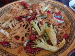 -老来福·非遗酸汤兔(凯旋路店)