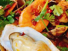 -老东镇啤酒屋海鲜加工·蒸汽海鲜·海鲜烧烤(台东店)