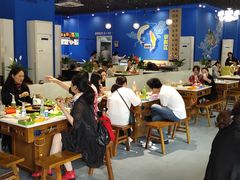 大堂-大师兄酱骨火锅