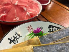 -洪焱重庆老火锅(万福花园店)