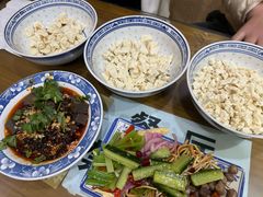 -天发芽·何记葫芦头泡馍·传统小吃(报恩寺街店)