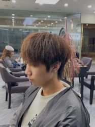 -藤野造型烫染·漂发