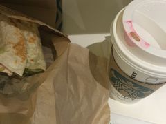-星巴克臻选(上海中环广场2F店)