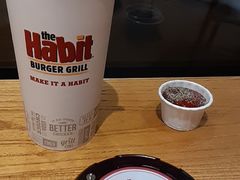 -The Habit Burger Grill 哈比特汉堡(爱琴海店)