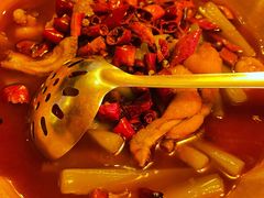 馋嘴牛蛙-龙门阵茶屋川菜馆(武康路店)
