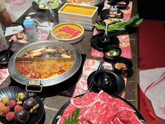 -一绪に和牛寿喜烧(罗湖益田假日店)