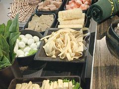 -火凤祥鲜货火锅·清真食品(宁夏总店)