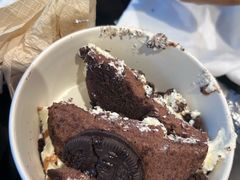 -W COLLECTIVE  DESSERT SHOP