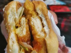 -麦当劳(七宝乐购店)