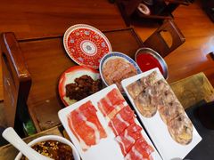 -沸炉重庆老火锅(军事博物馆店)