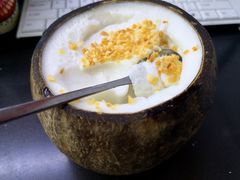 -椰爺爺·椰子冻砵仔糕