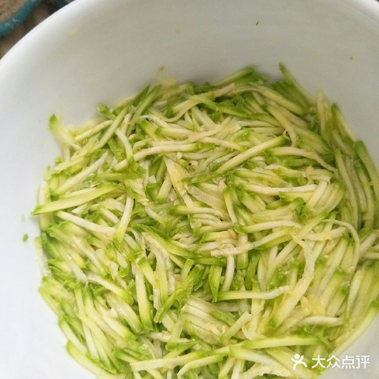 西葫芦鸡蛋蒸饺-全家人的最爱~