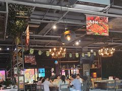 -琥珀老六龙虾(四里河店)