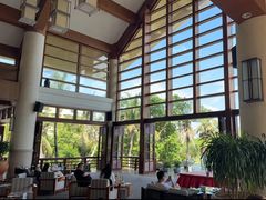 -亚龙湾喜来登·美景台大堂吧