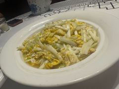-客家大院·非遗赣南客家菜(郁孤台店)