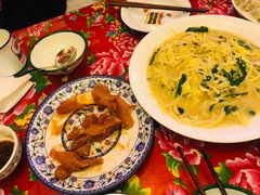 -闯关东东北农家菜(崂山石老人店)