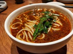 -云海肴·汽锅鸡·云南菜(天山百盛优客店)