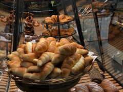 -Dough&Joe团憩(瑞虹天地月亮湾店)