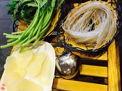 -董家湾重庆老火锅(嘉华店)