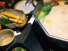 -新草堂锅物料理(泉城路店)