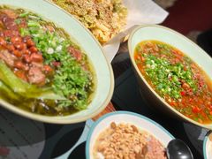 -八月美食小馆(银泰城总店)