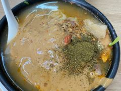 -曹宝林砂锅麻辣烫(星光路店)