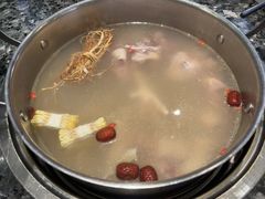 -一席地·本地鸡窝·杭帮鸡火锅(萧山银隆百货店)
