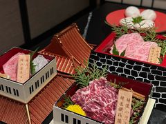 -山川小町·极番烧肉(新地假日广场店)